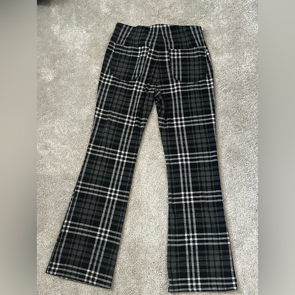 American Eagle Outfitters Pants - American Eagle Outfitters Monochrome Striped Leggings